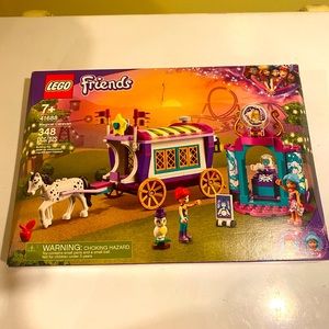 LEGO Magical Caravan